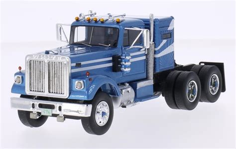 White Road Boss 1977 - Die-cast model - Neo Models 45776