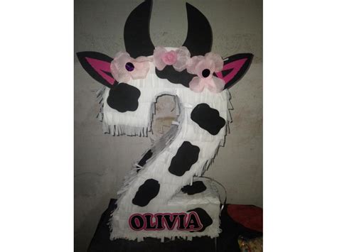 Piñata De La Vaca Lola Comprá En San Juan