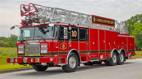 Walk Around Of Carrollton Volunteer Fire Department S HR 100 Aerial