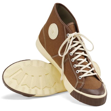 The Original 1892 Basketball Shoes - Hammacher Schlemmer