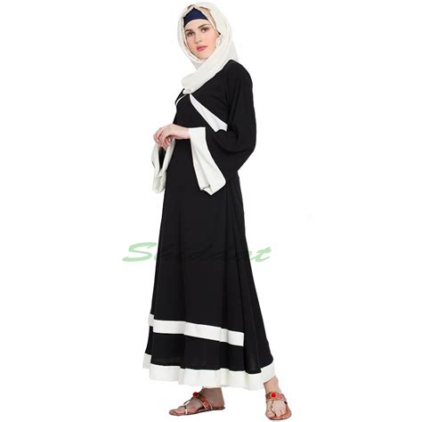 Casual Abaya In Black And White Color A Line Design Burqa Online