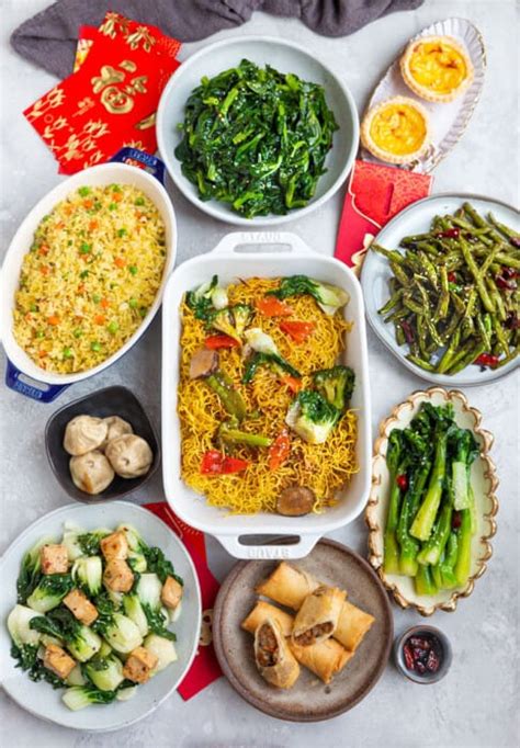 Lunar New Year Foods | Lucky Dishes for the Year of the Dragon