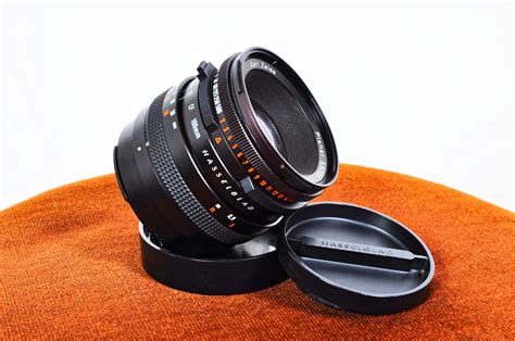 Hasselblad Zeiss Planar Mm F T Cf Photosurcour