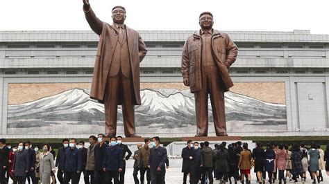 Coreia do Norte marca aniversário da morte de Kim Jong il