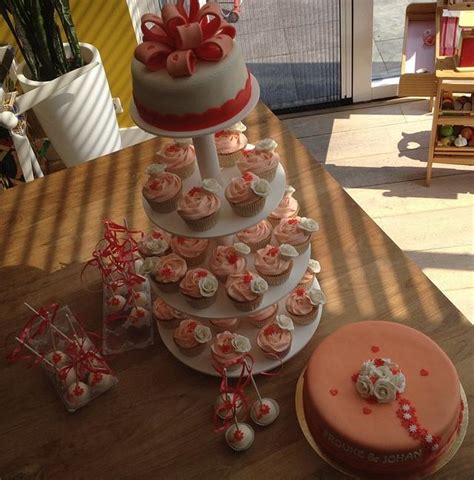 Wedding Cupcake Cake Tower Decorated Cake By Marieke Cakesdecor