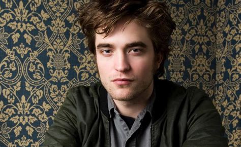 Robert Pattinson Height Weight Body Measurements Shoe Size