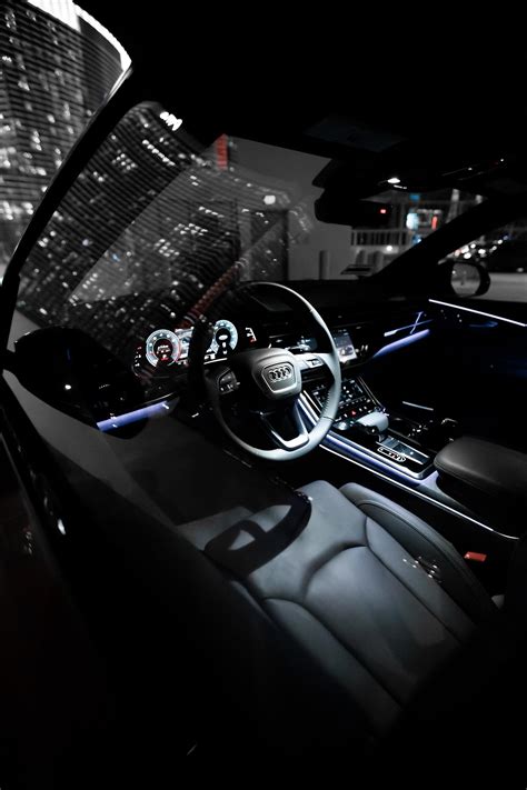 The glorious interior of the Audi Q8 : r/Audi