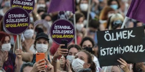 Sinop ta kadın cinayeti Evinde bıçaklanarak öldürüldü