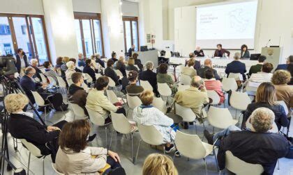 Il Festival Della Lingua Italiana A Lecco Centra Lobiettivo Prima Lecco