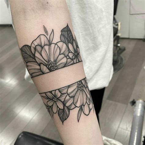 10 Best Floral Armband Tattoo Ideas That Will Blow Your Mind