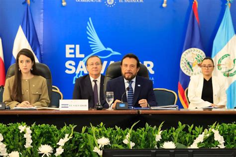 Gobierno de El Salvador realiza reunión ordinaria de Jefes de Estado y