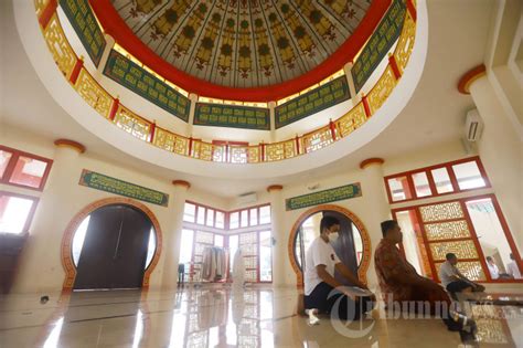 Masjid Babah Alun Desari Masjid Dengan Arsitektur Tionghoa Foto