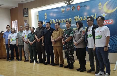 Peringati HPN Ke 77 PWI Jatim Gelar Sunatan Massal Di Balai Kota Kediri