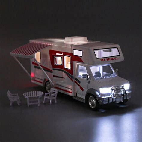 Luxury Camper Van Motorhome 128 Model Car Diecast Toy Vehicle T Red