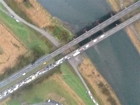 Massive Pileup Closes Highway 1 In Chilliwack We Need A Rail