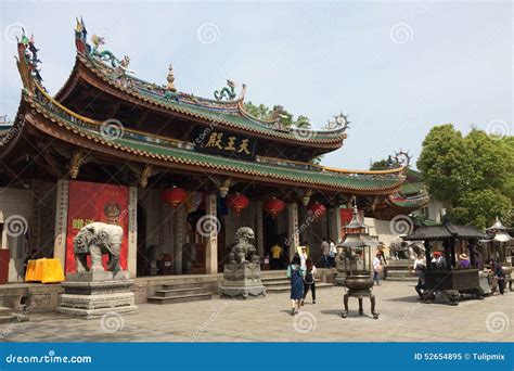 Buddhist Temple Thai Pak Koong Temple Tanjung Tokong At Pantai Tanjung Beach Editorial Photo ...