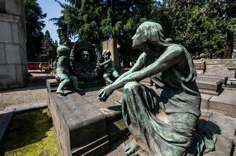 Una Visita Al Cementerio Monumental De Mil N Un Museo Al Aire Libre