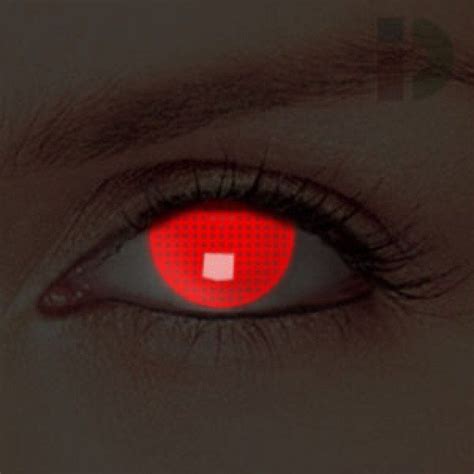 Red Screen Glow In The Dark Contacts Glow In The Dark Dark Eyes Red