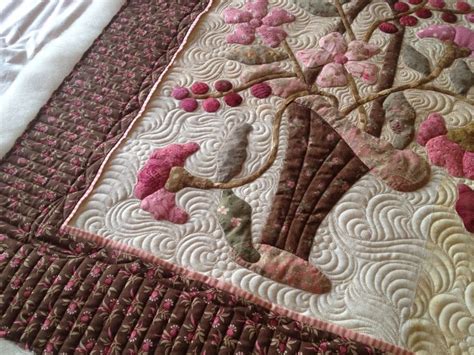 Pin By Gwenn Tremble On Quiltdesigns Bkgd Actual Longarm Quilting