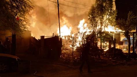 Consume Incendio Cuatro Viviendas En La Santo Ni O Noticias De