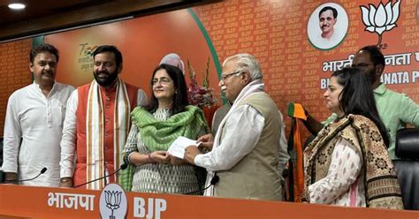 Haryana Congress Leaders Kiran Choudhry Shruti Choudhry Join Bjp