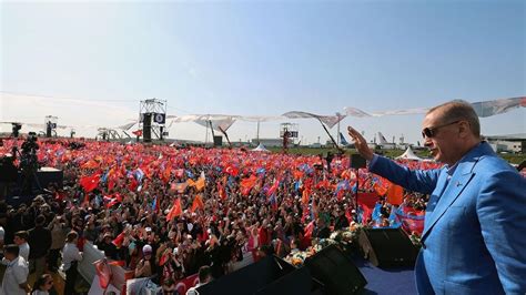 AK Parti nin yerel seçim sloganı belli oldu Aday tanıtım toplantısı