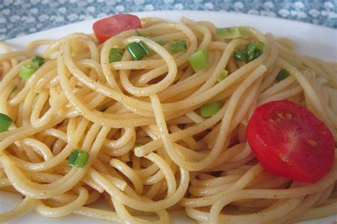 Curryspaghetti Mit Fr Hlingszwiebeln Von Cookie Diva Chefkoch