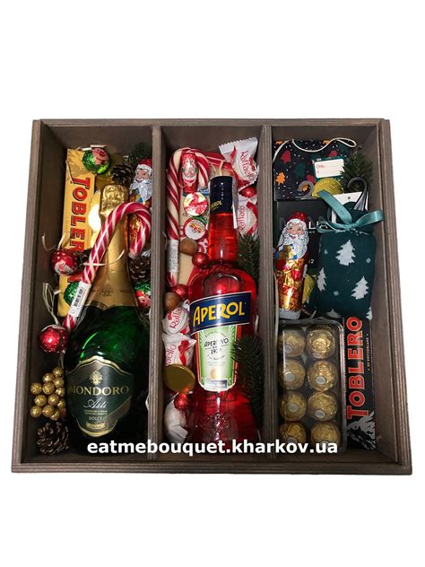 Новогодний подарочный бокс с алкоголем | Купить в Харькове