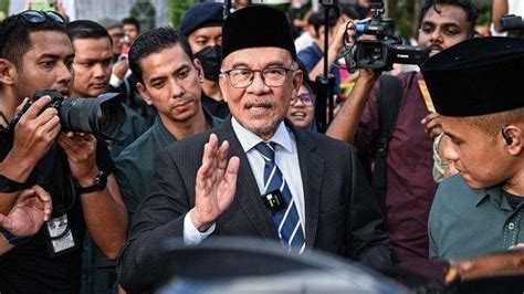 Anwar Ibrahim Disumpah Sebagai Perdana Menteri Ke Malaysia Akhir