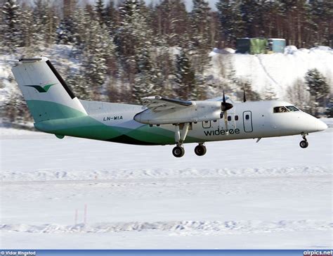 Airpics Net LN WIA De Havilland Canada DHC 8 100 Dash 8 Wideroe