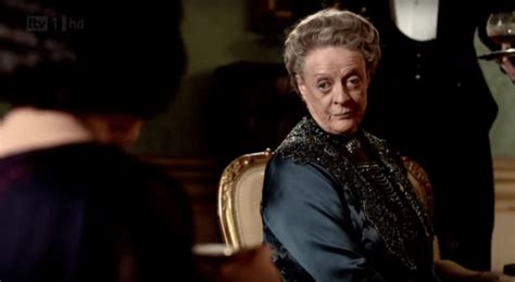 10 Times The Dowager Countess Proved She Was The Original Queen Of Shade Fandom