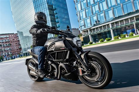 2018 Ducati Diavel Carbon Review • Total Motorcycle