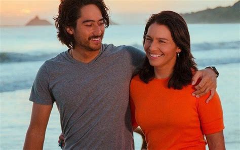 Tulsi Gabbard Husband - Is She Currently Married? - World-Wire