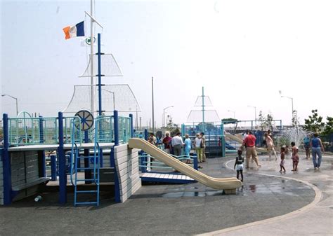 Rockaway Beach and Boardwalk : NYC Parks