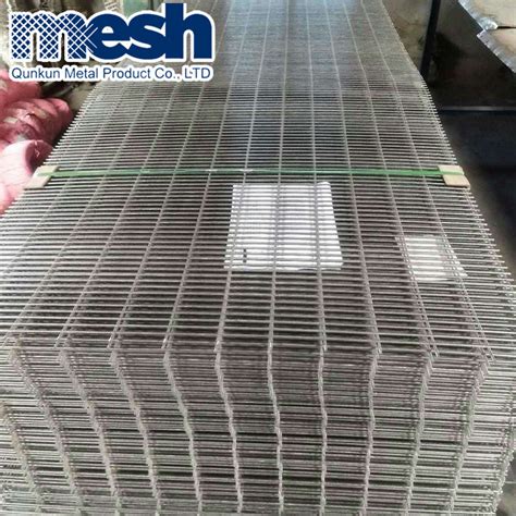 Concrete Reinforcement Wire Mesh Panel China Black Welded Wire Fence