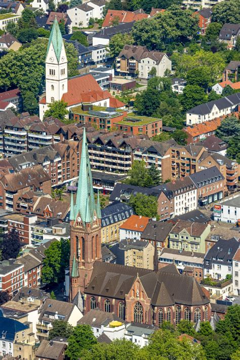 Gladbeck aus der Vogelperspektive Kirchengebäude der Sankt Lamberti