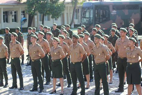 10ª RM realiza formatura de conclusão de estágio para oficiais e