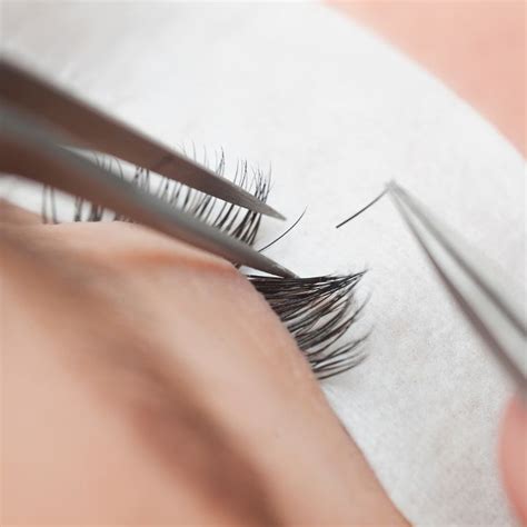 Ways To Make Your Eyelash Extensions Last Longer