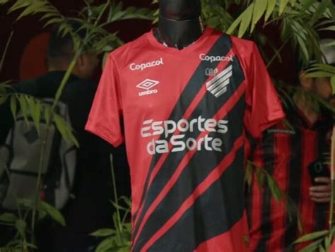 Athletico Lan A Nova Camisa Para Marcar Centen Rio Do Clube Veja Fotos