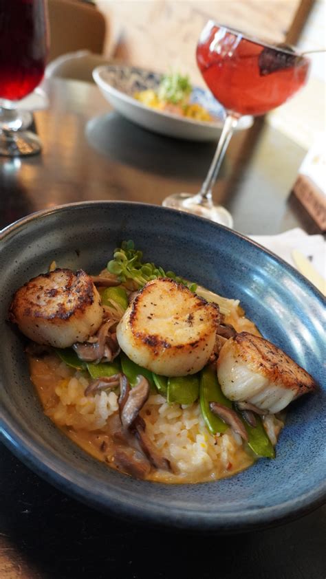 Local Food | 400+ Wine & Spirit Options | Fielding's Local