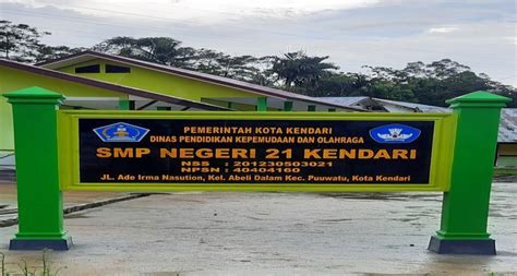 Contoh Papan Nama Sekolah - 49+ Koleksi Gambar