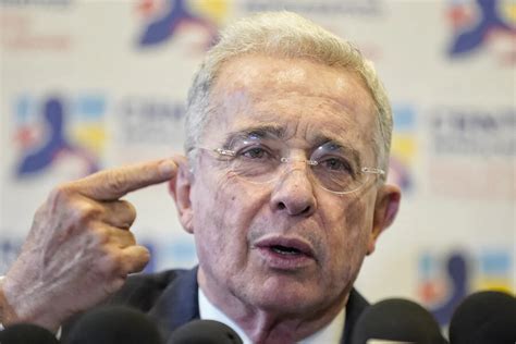 El Expresidente Álvaro Uribe Criticó La Ley De Educación Sexual “al Niño Lo Debe Guiar La