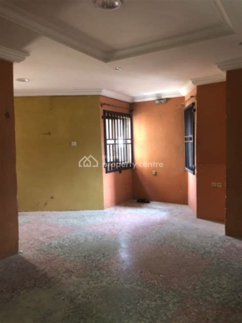 For Rent Spacious Miniflat Bajulaiye Fola Agoro Yaba Lagos 1