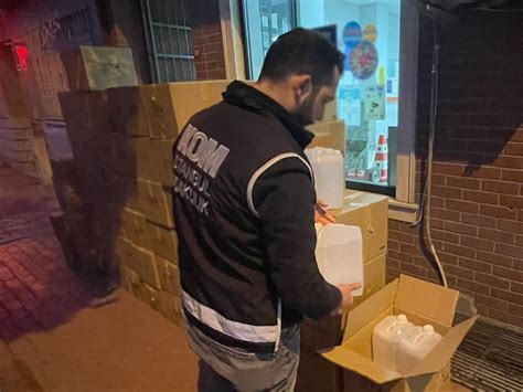 Tons Of Bootleg Alcohol Seized In Istanbuls Bakırköy Daily Sabah