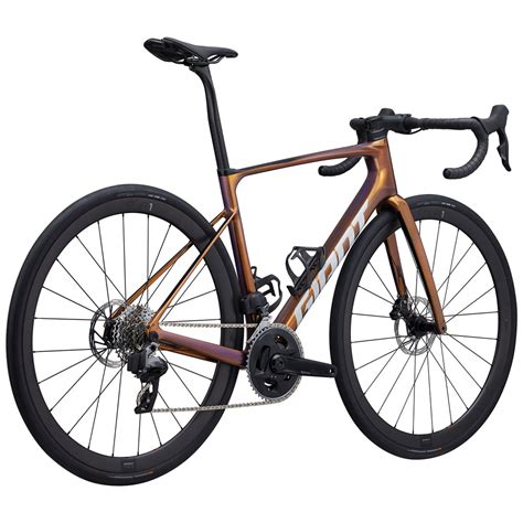 Giant Defy Advanced Pro 1 2025 | Endurance Road Bikes | Bicycle Superstore