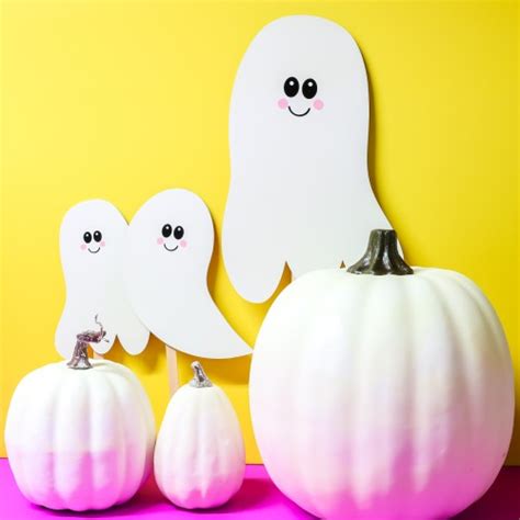 How to Use Glow in the Dark Paint to Make Halloween Projects - Angie ...