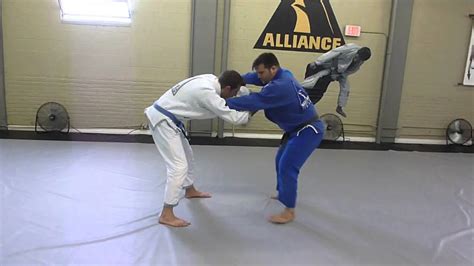 Brazilian Jiu Jitsu stances - How to begin a BJJ match - BjjTribes