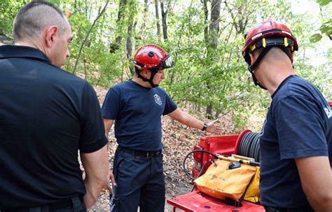 Lsv Za To Helikopteri Mup Nisu Gasili Po Ar U Vr Cu A Gase Ga Kod