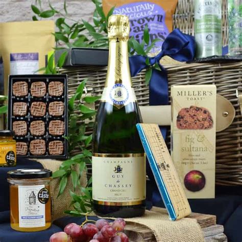 Ringtons Hampers Luxury Hampers Gifts Heather And Bale