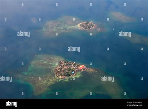 San blas islands aerial view hi-res stock photography and images - Alamy